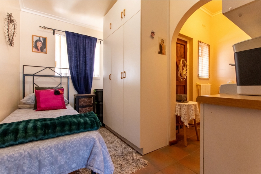 4 Bedroom Property for Sale in Ongegund Village Western Cape
